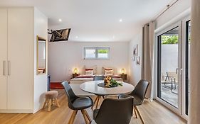 Studio 1 Parkside Apartments